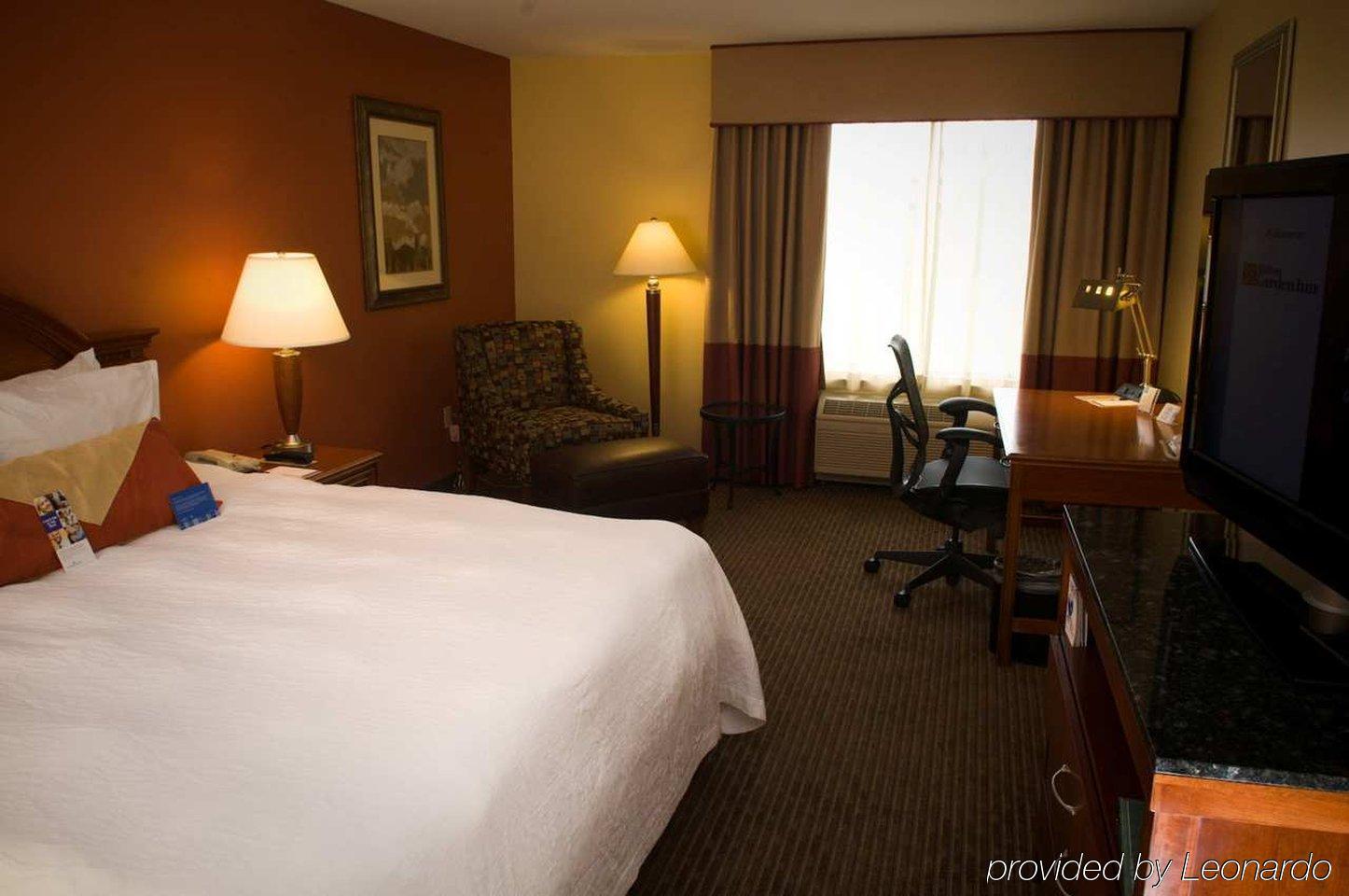 Hilton Garden Inn Colorado Springs Room photo